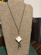 Load image into Gallery viewer, Marble Elegance Necklace